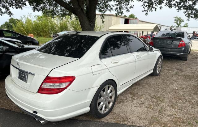 WDDGF5EB4BR171133 - 2011 MERCEDES-BENZ C 300 WHITE photo 4