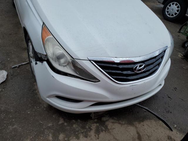 5NPEB4AC0DH709701 - 2013 HYUNDAI SONATA GLS WHITE photo 11