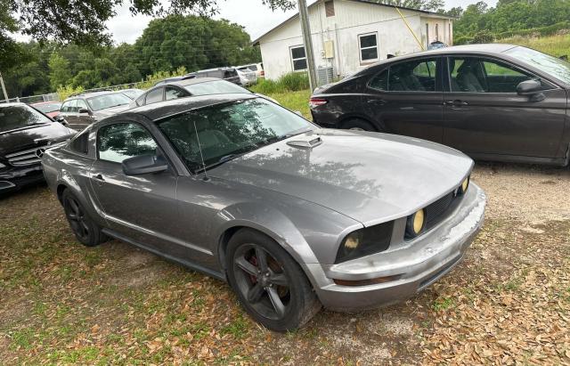 1ZVFT80N975342231 - 2007 FORD MUSTANG SILVER photo 1