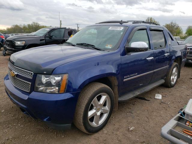 3GNTKGE7XDG321557 - 2013 CHEVROLET AVALANCHE LTZ BLUE photo 1