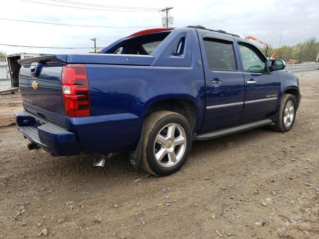 3GNTKGE7XDG321557 - 2013 CHEVROLET AVALANCHE LTZ BLUE photo 3