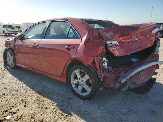 4T1BF1FK7DU673335 - 2013 TOYOTA CAMRY L RED photo 2