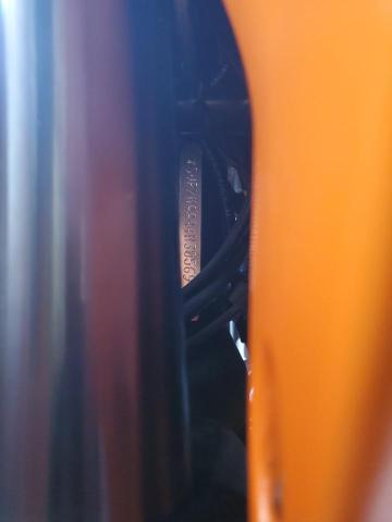 5VPXMAAA4H3056941 - 2017 VICTORY MOTORCYCLES MAGNUM ORANGE photo 9