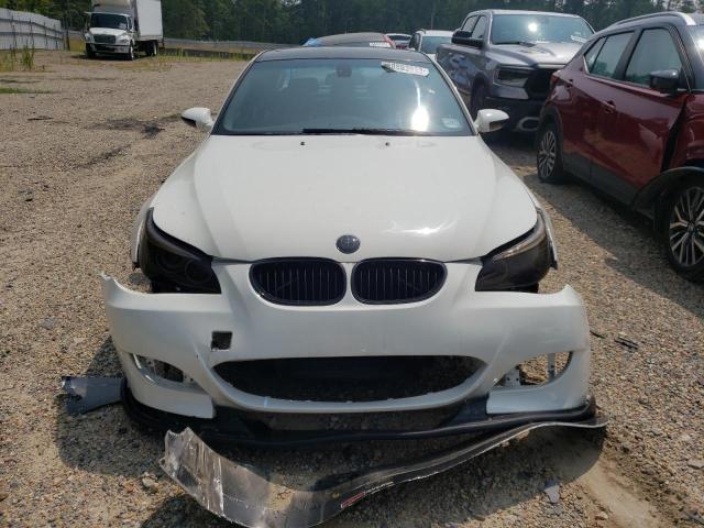 WBANB33504B114130 - 2004 BMW 545 I WHITE photo 5