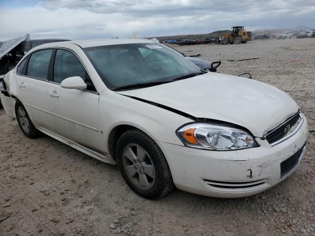 2G1WT57N691144663 - 2009 CHEVROLET IMPALA 1LT WHITE photo 4