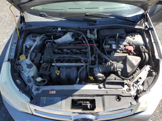 1FAHP34N08W223692 - 2008 FORD FOCUS S/SE SILVER photo 11