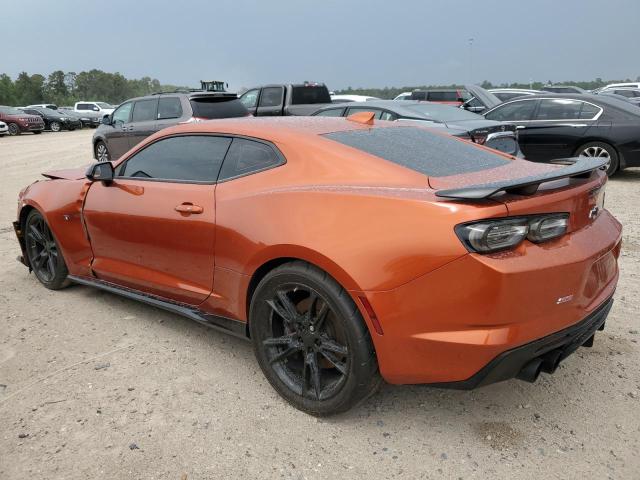 1G1FF1R70N0101716 - 2022 CHEVROLET CAMARO LT1 ORANGE photo 2