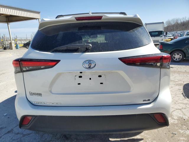 5TDGZRAHXLS503341 - 2020 TOYOTA HIGHLANDER XLE WHITE photo 6