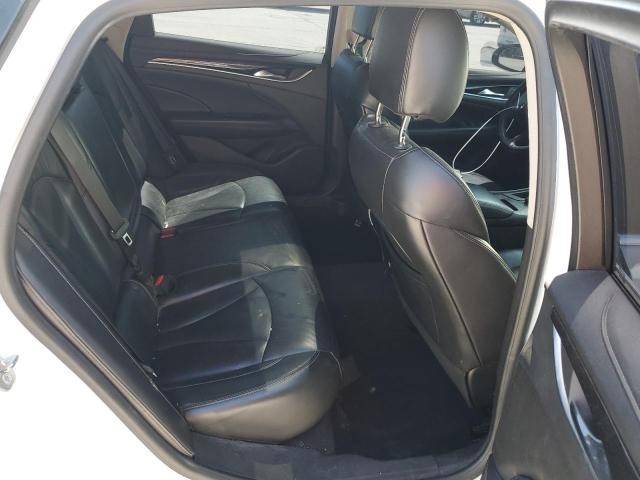 1G4ZP5SS9HU160067 - 2017 BUICK LACROSSE ESSENCE თეთრი ფოტო 10