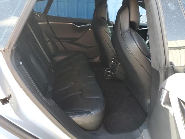 5YJSA1E12HF188871 - 2017 TESLA MODEL S ვერცხლისფერი ფოტო 10