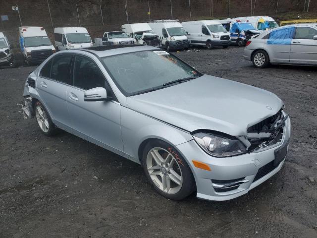 WDDGF8BB7CR190993 - 2012 MERCEDES-BENZ C300 300 4MATIC SILVER photo 4