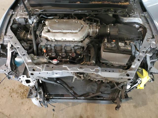 19UUB3F59FA000535 - 2015 ACURA TLX TECH SILVER photo 11