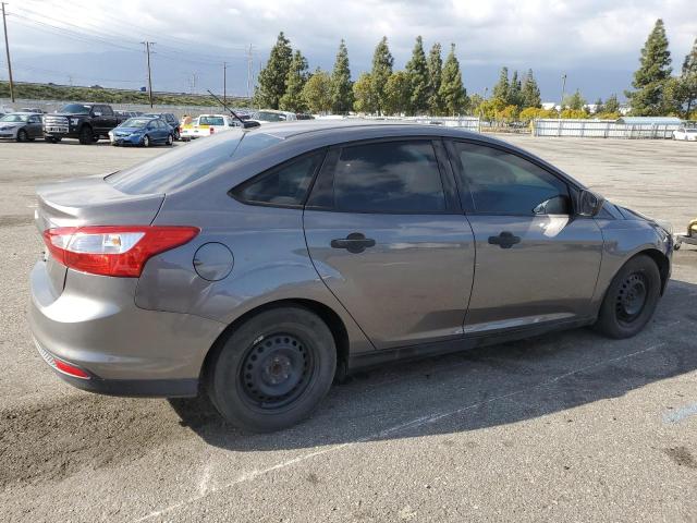 1FAHP3E27CL285072 - 2012 FORD FOCUS S GRAY photo 3