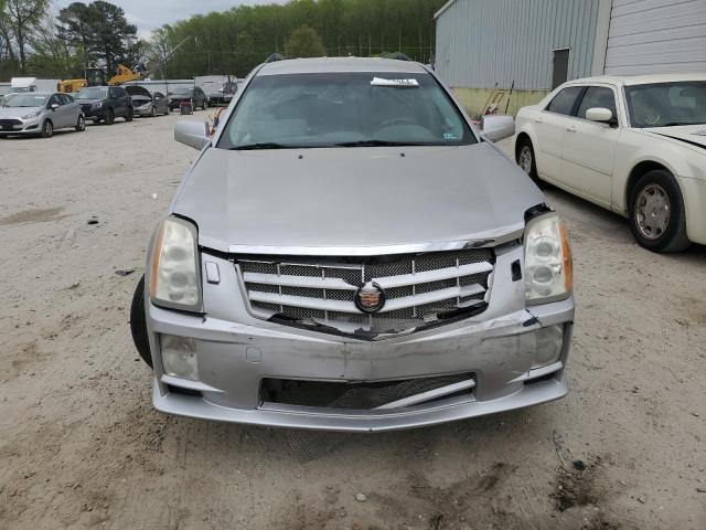 1GYEE637260222609 - 2006 CADILLAC SRX SILVER photo 5