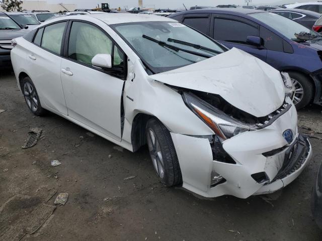 JTDKARFU4G3020636 - 2016 TOYOTA PRIUS WHITE photo 4