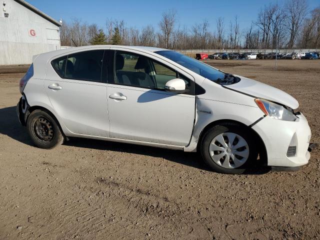 JTDKDTB30C1521868 - 2012 TOYOTA PRIUS C WHITE photo 4