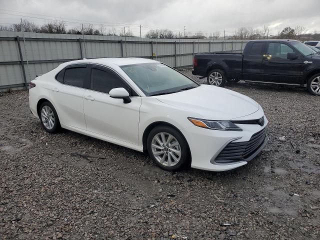 4T1C11AK8PU113709 - 2023 TOYOTA CAMRY LE WHITE photo 4