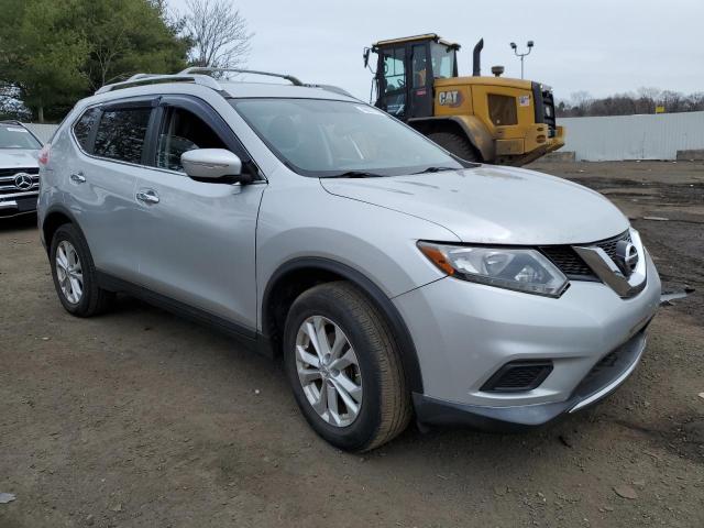 KNMAT2MTXFP558904 - 2015 NISSAN ROGUE S SILVER photo 4