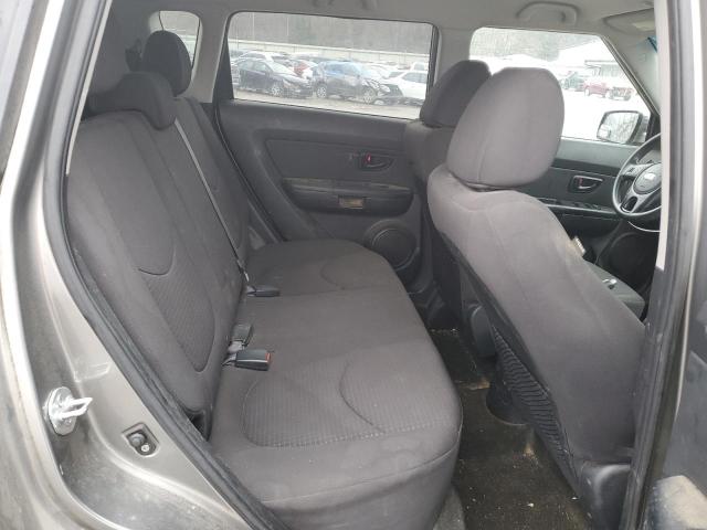 KNDJT2A56D7518399 - 2013 KIA SOUL GRAY photo 11