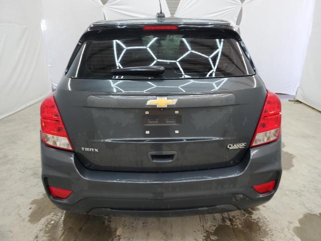 3GNCJKSB3LL113072 - 2020 CHEVROLET TRAX LS GRAY photo 6