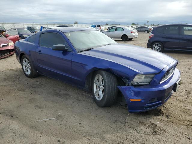1ZVBP8AMXE5252799 - 2014 FORD MUSTANG BLUE photo 4