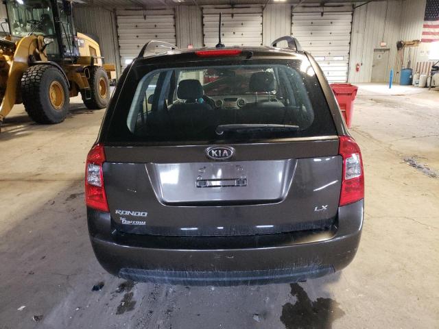 KNAFG528297230677 - 2009 KIA RONDO BASE BROWN photo 6