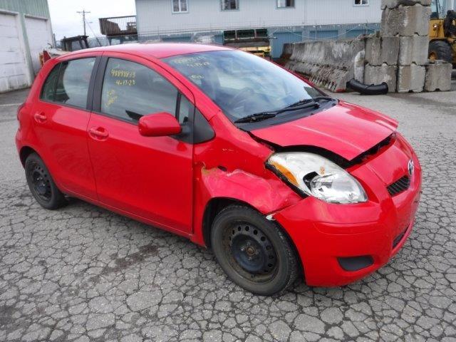 JTDKT4K35A5315377 - 2010 TOYOTA YARIS RED photo 4