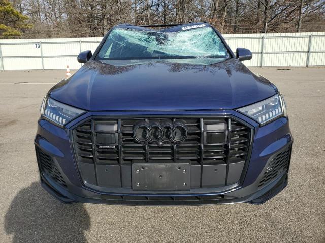 WA1WXBF75RD003532 - 2024 AUDI Q7 PRESTIGE S-LINE BLUE photo 5