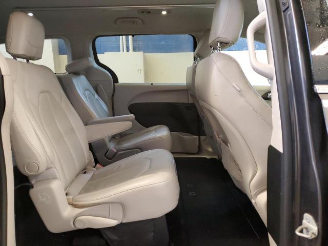 2C4RC1BG4KR581560 - 2019 CHRYSLER PACIFICA TOURING L GRAY photo 11