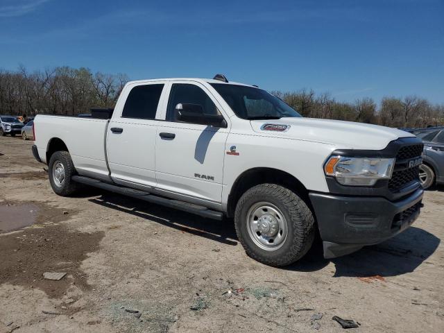 3C6UR4HLXKG712891 - 2019 RAM 2500 TRADESMAN WHITE photo 4