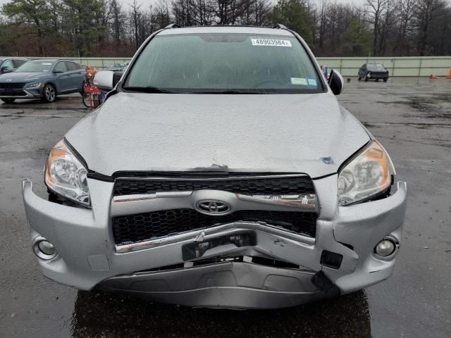 2T3DF4DV0BW084851 - 2011 TOYOTA RAV4 LIMITED ვერცხლისფერი ფოტო 5