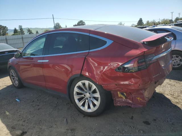 5YJXCBE20JF101716 - 2018 TESLA MODEL X RED photo 2