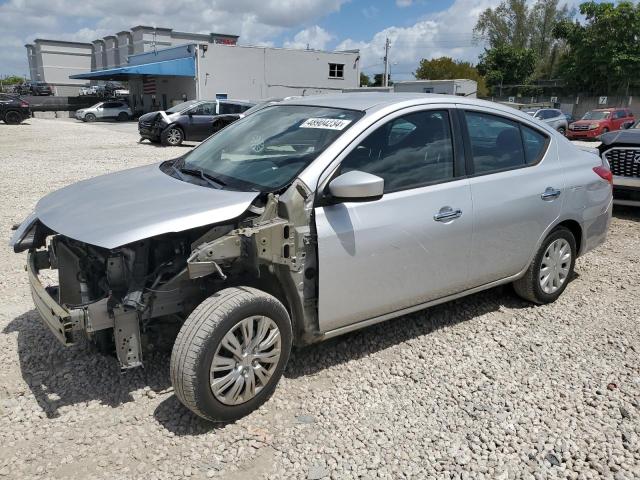 3N1CN7APXJL832973 - 2018 NISSAN VERSA S SILVER photo 1