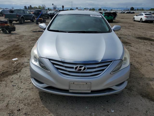 5NPEB4AC0DH602843 - 2013 HYUNDAI SONATA GLS SILVER photo 5