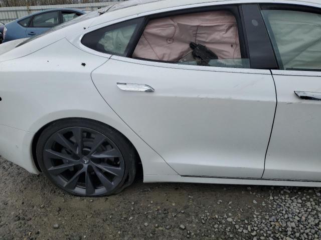 5YJSA1E2XJF243145 - 2018 TESLA MODEL S თეთრი ფოტო 10