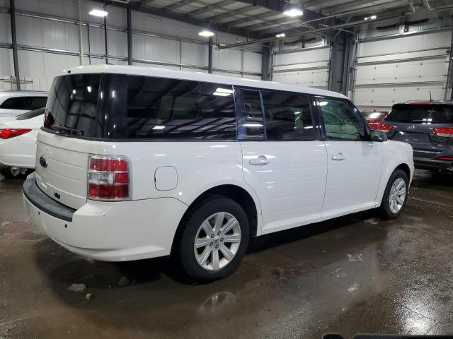 2FMGK5BC8BBD13422 - 2011 FORD FLEX SE WHITE photo 3