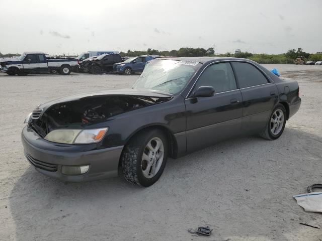 2001 LEXUS ES 300, 