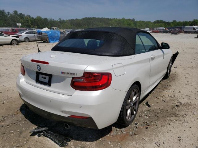 WBA1M1C5XFV393147 - 2015 BMW M235I WHITE photo 3