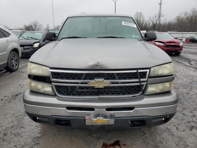 2GCEC19Z771109963 - 2007 CHEVROLET SILVERADO C1500 CLASSIC GRAY photo 5