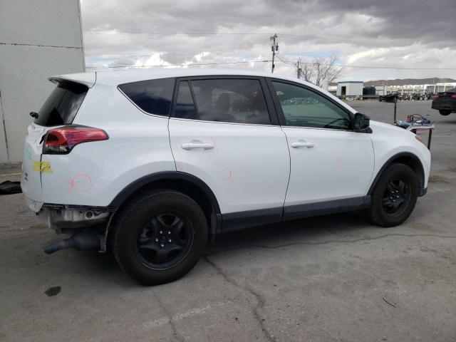 2T3BFREVXJW757341 - 2018 TOYOTA RAV4 LE WHITE photo 3