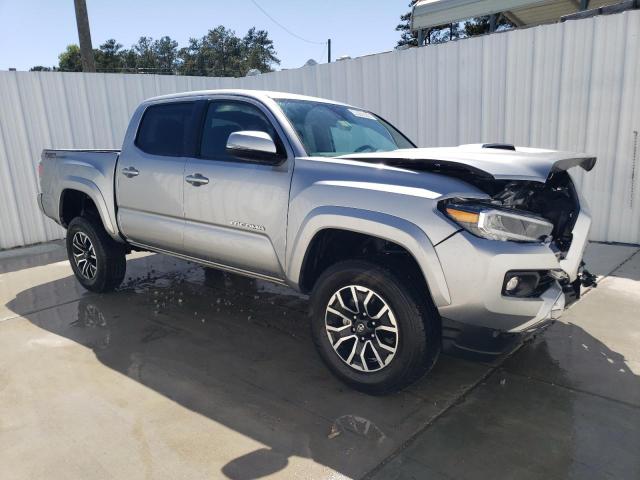 3TMAZ5CN9PM209369 - 2023 TOYOTA TACOMA DOUBLE CAB SILVER photo 4