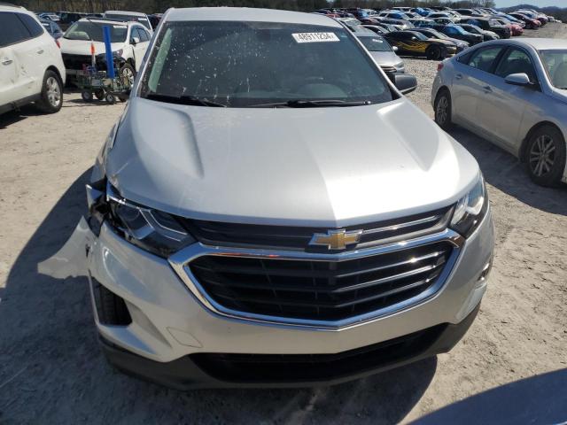 3GNAXHEV2JL110479 - 2018 CHEVROLET EQUINOX LS SILVER photo 5