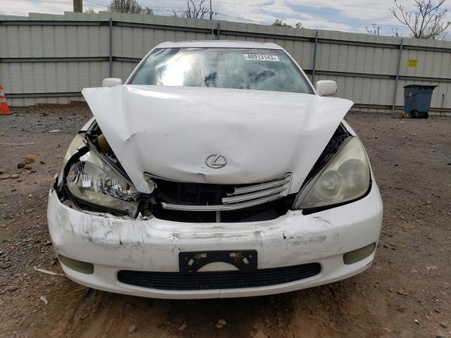 JTHBF30GX25009847 - 2002 LEXUS ES 300 WHITE photo 5