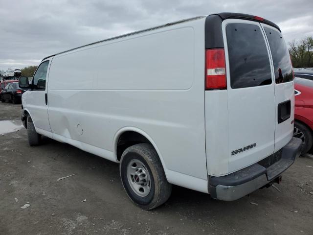 1GTZ7HFG8G1323206 - 2016 GMC SAVANA G3500 WHITE photo 2