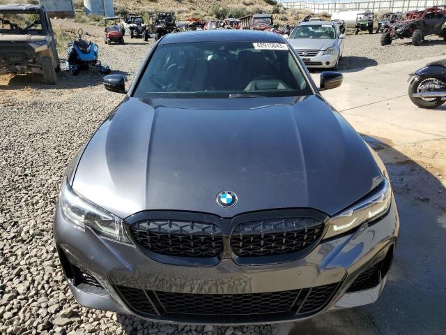 3MW5U9J02N8C31943 - 2022 BMW M340XI GRAY photo 5