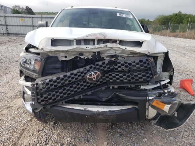 5TFUW5F14KX852570 - 2019 TOYOTA TUNDRA DOUBLE CAB SR/SR5 WHITE photo 5