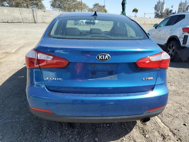 KNAFX4A84F5267622 - 2015 KIA FORTE EX BLUE photo 6