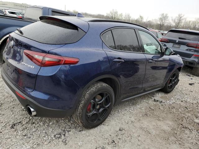 ZASFAKPN5J7B58645 - 2018 ALFA ROMEO STELVIO SPORT Blau Foto 3