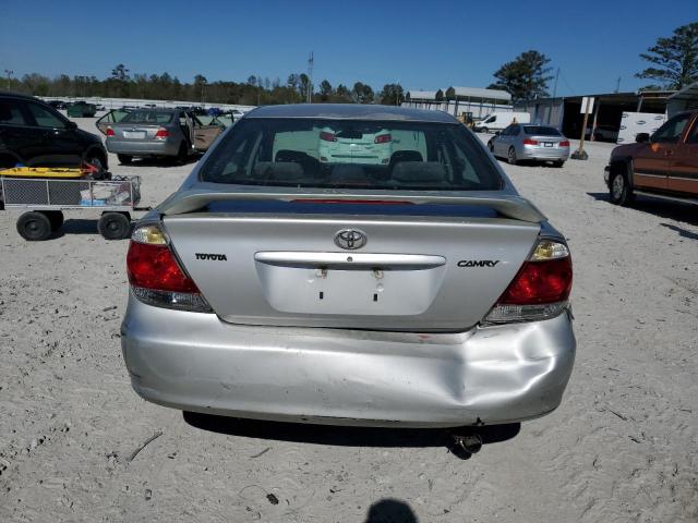 4T1BE32K25U963455 - 2005 TOYOTA CAMRY LE SILVER photo 6