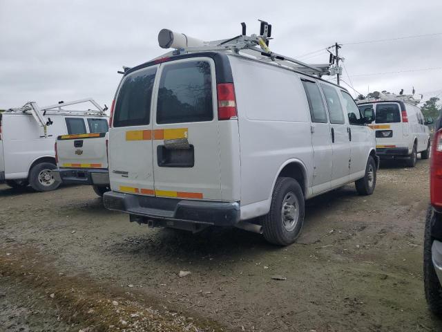 1GCWGFCA8D1194421 - 2013 CHEVROLET EXPRESS G2 WHITE photo 3